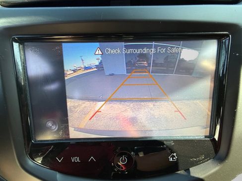 Used 2016 Chevrolet Trax LS AWD/4WD image 28