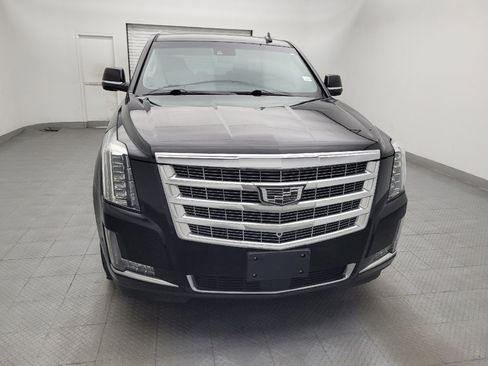 Used 2018 Cadillac Escalade Premium Luxury AWD/4WD image 14