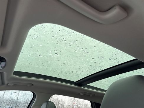 Used 2022 Hyundai Tucson Limited image 11