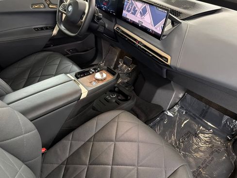 Used 2023 BMW iX M60 w/ Executive Package image 16