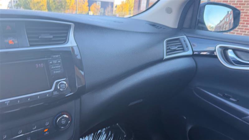 Used 2017 Nissan Sentra SV FWD image 35