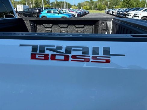 New 2026 Chevrolet Silverado 1500 LT Trail Boss w/ LT Trail Boss Premium Package AWD/4WD image 40