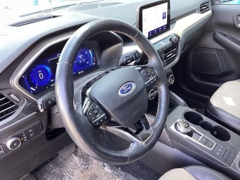 Used 2021 Ford Escape Titanium w/ Titanium Elite Package AWD/4WD image 28