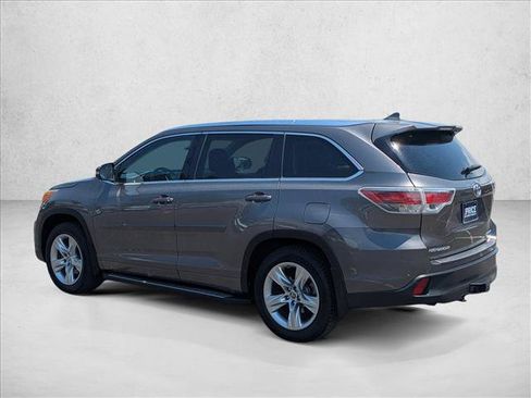 Used 2016 Toyota Highlander Limited Platinum AWD/4WD image 8