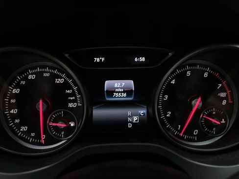 Used 2019 Mercedes-Benz GLA 250 image 17