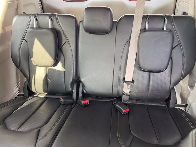 Used 2023 Chrysler Pacifica Touring-L AWD/4WD image 19