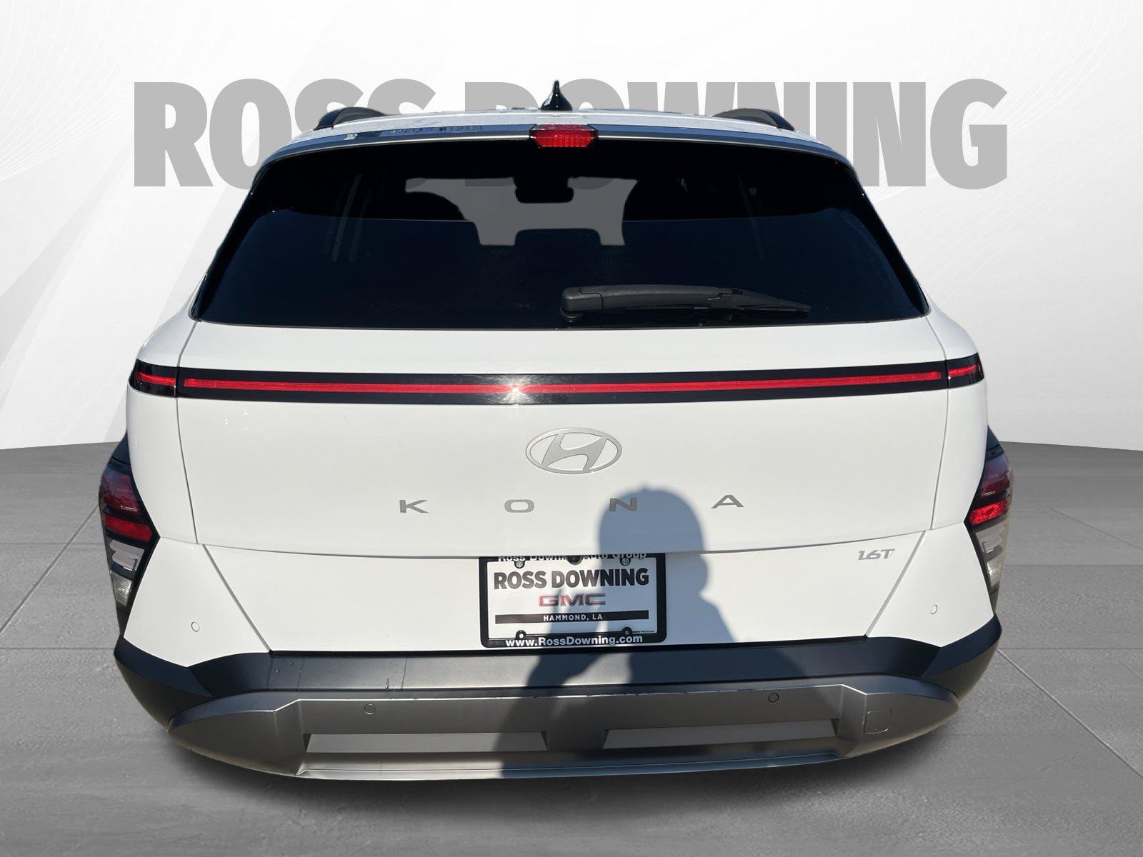 Used 2024 Hyundai Kona Limited FWD image 5