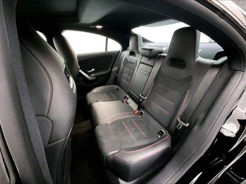 Used 2022 Mercedes-Benz CLA 250 image 18