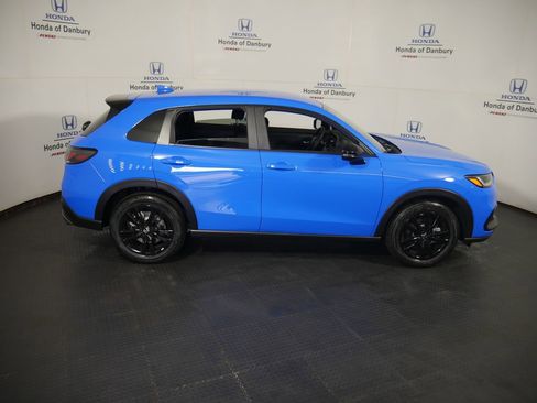 New 2026 Honda HR-V Sport image 3