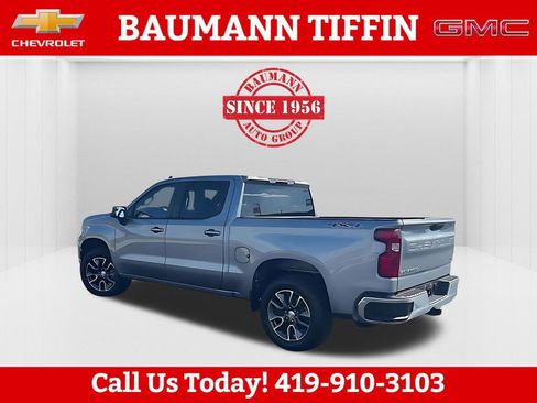 Used 2024 Chevrolet Silverado 1500 LT image 2