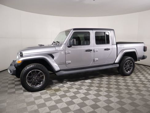 Used 2020 Jeep Gladiator Overland image 8