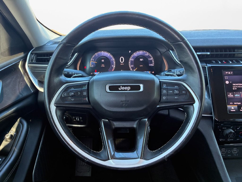 Used 2021 Jeep Grand Cherokee L Laredo w/ Luxury Tech Group I AWD/4WD image 20