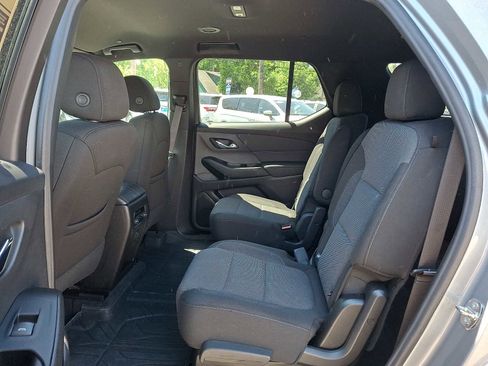 Used 2023 Chevrolet Traverse LT w/ LPO, Floor Liner Package AWD/4WD image 10