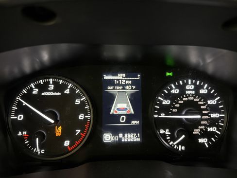 Certified 2024 Subaru Crosstrek 2.0i image 12