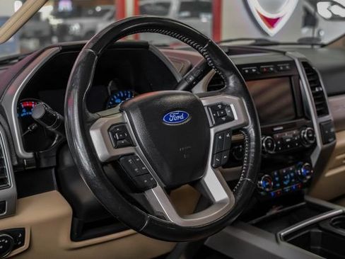 Used 2020 Ford F350 Lariat w/ Lariat Ultimate Package image 17