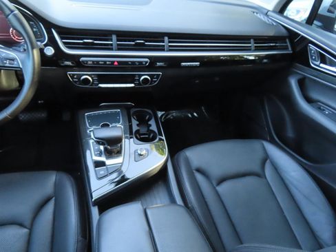 Used 2017 Audi Q7 3.0T Premium Plus AWD/4WD image 9