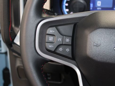 Used 2024 Ford Bronco Heritage Edition image 32