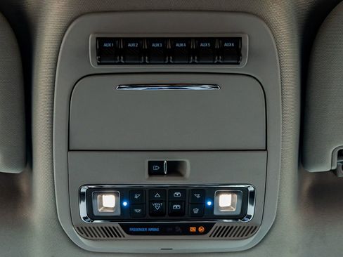 Used 2024 Ford F350 Lariat w/ Lariat Ultimate Package image 30