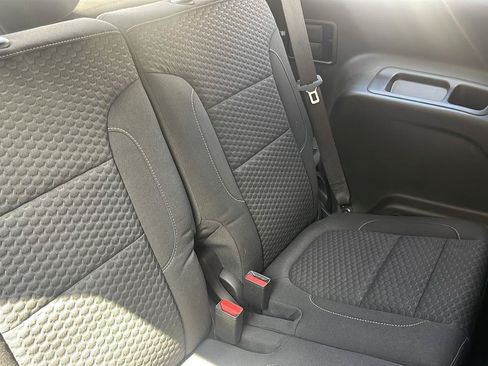 Used 2019 GMC Acadia SLE AWD/4WD image 25