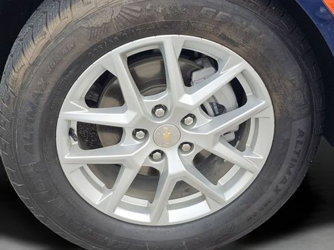 Used 2023 Chevrolet Equinox LT w/ Driver Convenience Package image 30