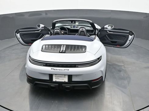 Certified 2026 Porsche 911 Carrera 4 GTS AWD/4WD image 24