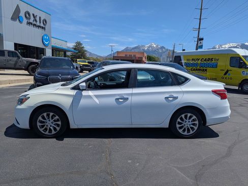 Used 2017 Nissan Sentra S w/ S Style Package FWD image 8