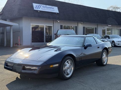 Used 1989 Chevrolet Corvette Coupe image 4