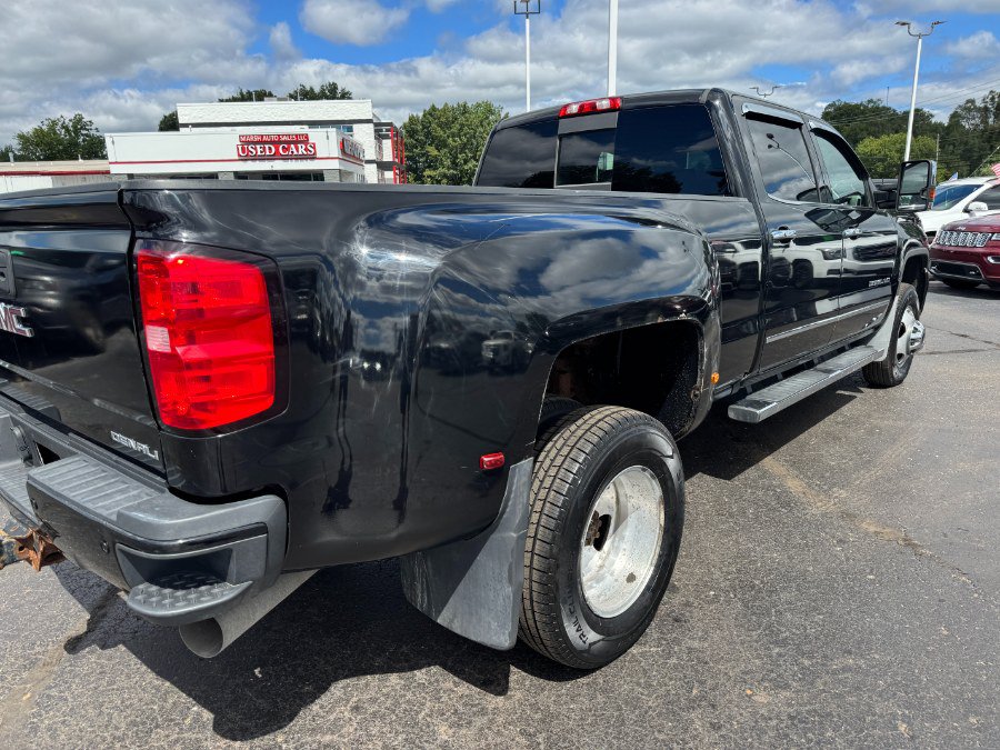 Used 2018 GMC Sierra 3500 Denali AWD/4WD image 11