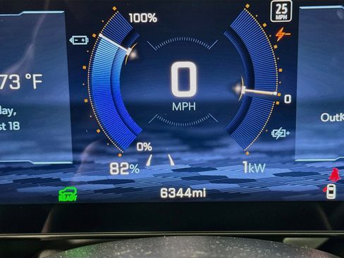Used 2026 Chevrolet Equinox EV LT FWD image 14