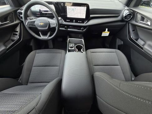 New 2026 Chevrolet Equinox LT w/ LPO, Floor Liner Package FWD image 10