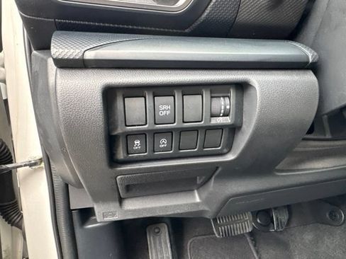 Used 2023 Subaru Forester AWD/4WD image 13