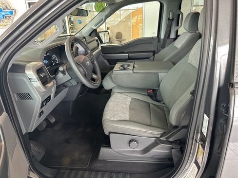 Used 2023 Ford F150 XLT image 8