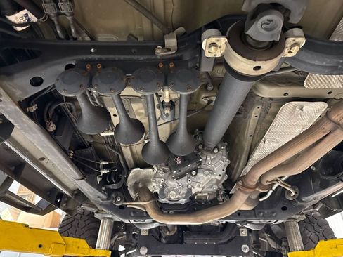 Used 2019 Toyota Tacoma TRD Sport image 33