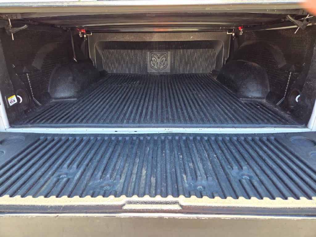 Used 2017 RAM 1500 Rebel AWD/4WD image 9