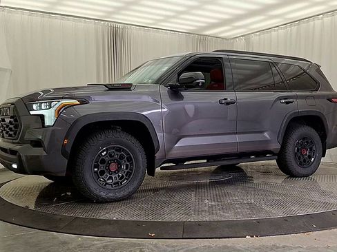 Used 2023 Toyota Sequoia TRD Pro image 3