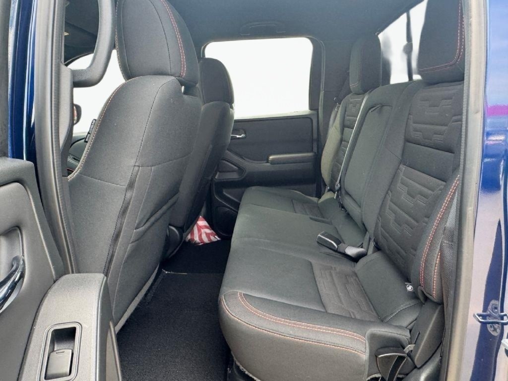 Used 2022 Nissan Frontier PRO-4X AWD/4WD image 32