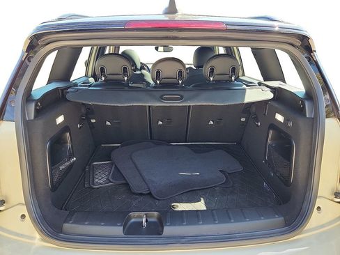 Used 2022 MINI Cooper Clubman S w/ Premium Package image 28