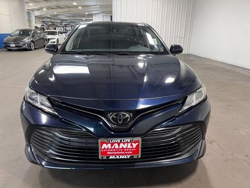 Used 2020 Toyota Camry LE FWD image 8