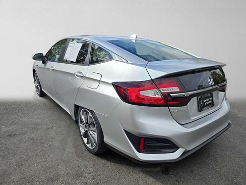 Used 2021 Honda Clarity Touring image 5