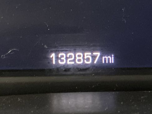 Used 2017 GMC Sierra 3500 SLE image 18