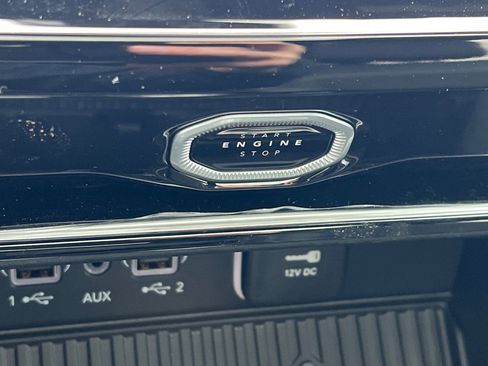 New 2026 Jeep Grand Cherokee Altitude image 21