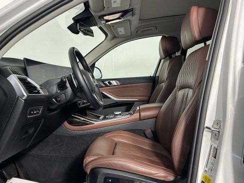 Used 2024 BMW X7 xDrive40i w/ Executive Package AWD/4WD image 37