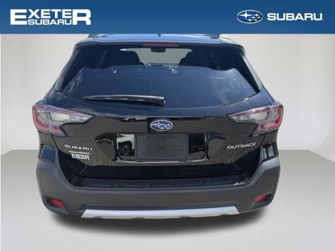 Used 2024 Subaru Outback Limited AWD/4WD image 5