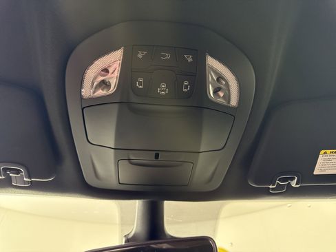 New 2026 Chrysler Pacifica Select AWD/4WD image 24