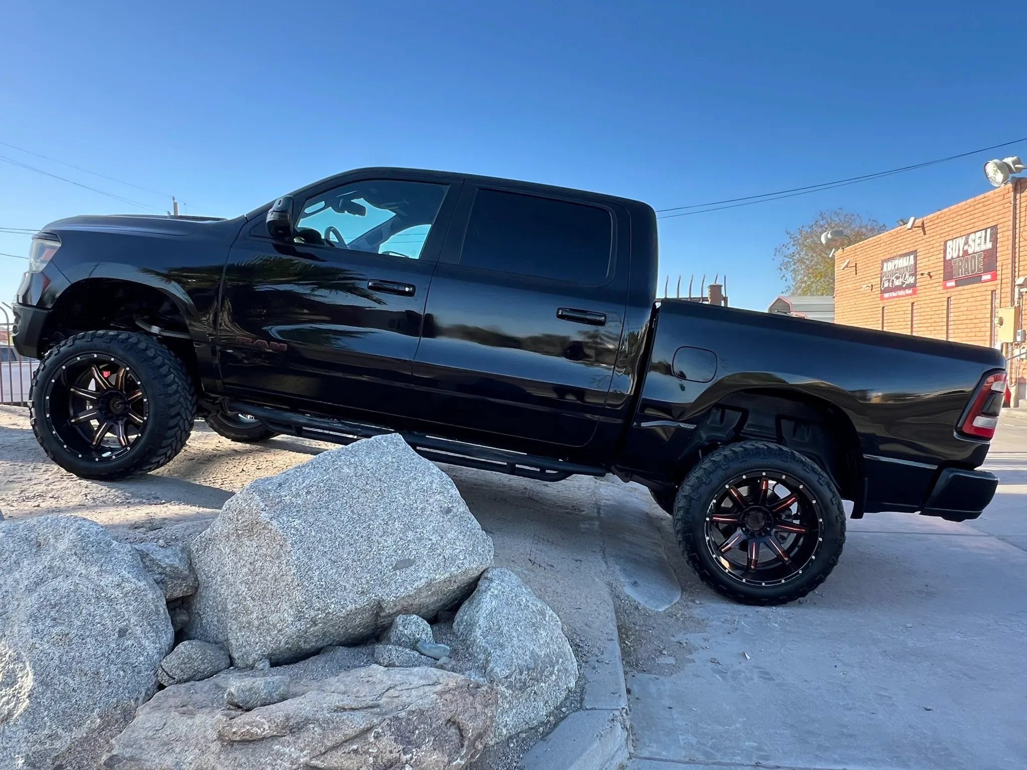 Used 2019 RAM 1500 Sport w/ Level 2 Equipment Group AWD/4WD image 1