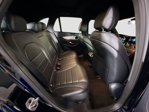 Used 2022 Mercedes-Benz GLC 300 image 27
