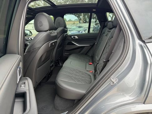 Used 2024 BMW X5 sDrive40i w/ M Sport Package image 29