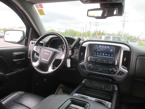 Used 2018 GMC Sierra 1500 SLT image 26