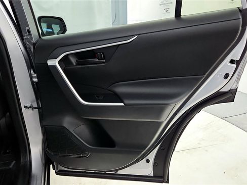 Certified 2022 Toyota RAV4 LE image 19