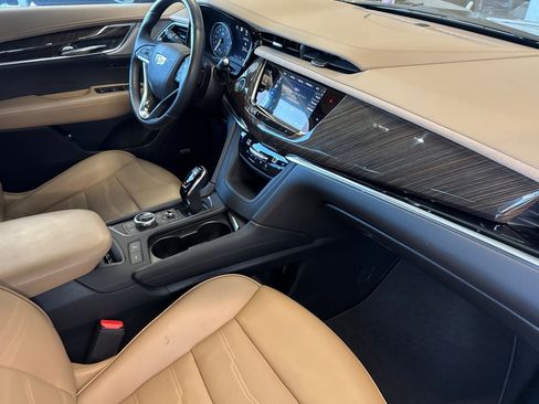 Used 2024 Cadillac XT6 Premium Luxury w/ Platinum Package image 16